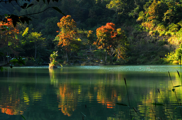 河源鏡野趣溝風景區(qū)