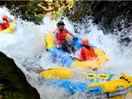 <跟團>清遠古龍峽全程漂流、美林湖摩天輪歐陸風情街純玩一天