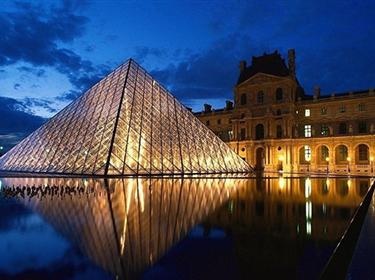 塞納河游船+新天鵝堡+湖光山色+盧浮魅影、一價全包、德法瑞意 12 日